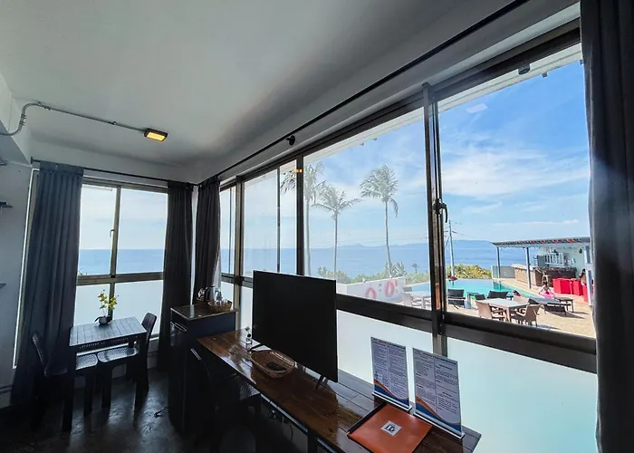 Av Suites